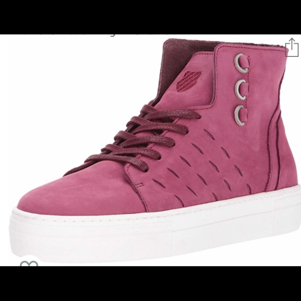 Women's KSwiss 100% nubuck leather